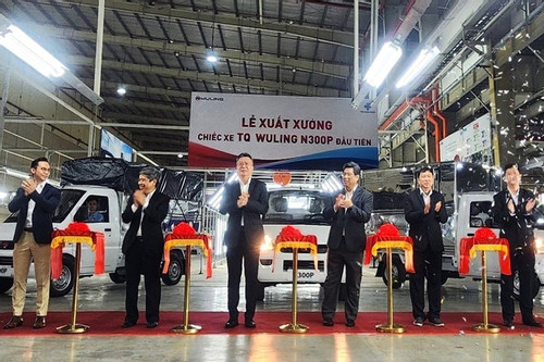 Ra mắt xe tải nhẹ TQ Wuling N300P ở Việt Nam