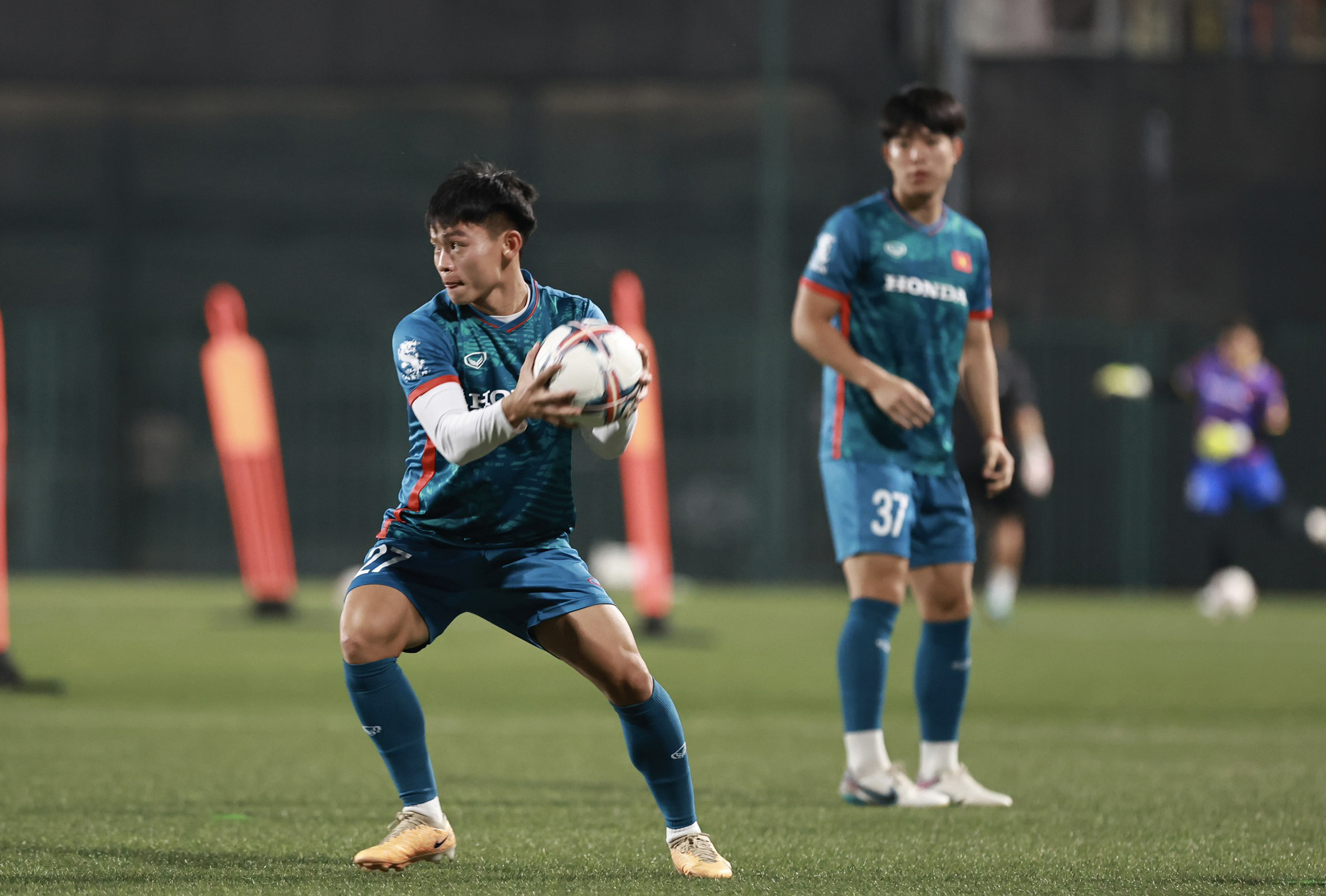 tuyen viet nam 14.jpg