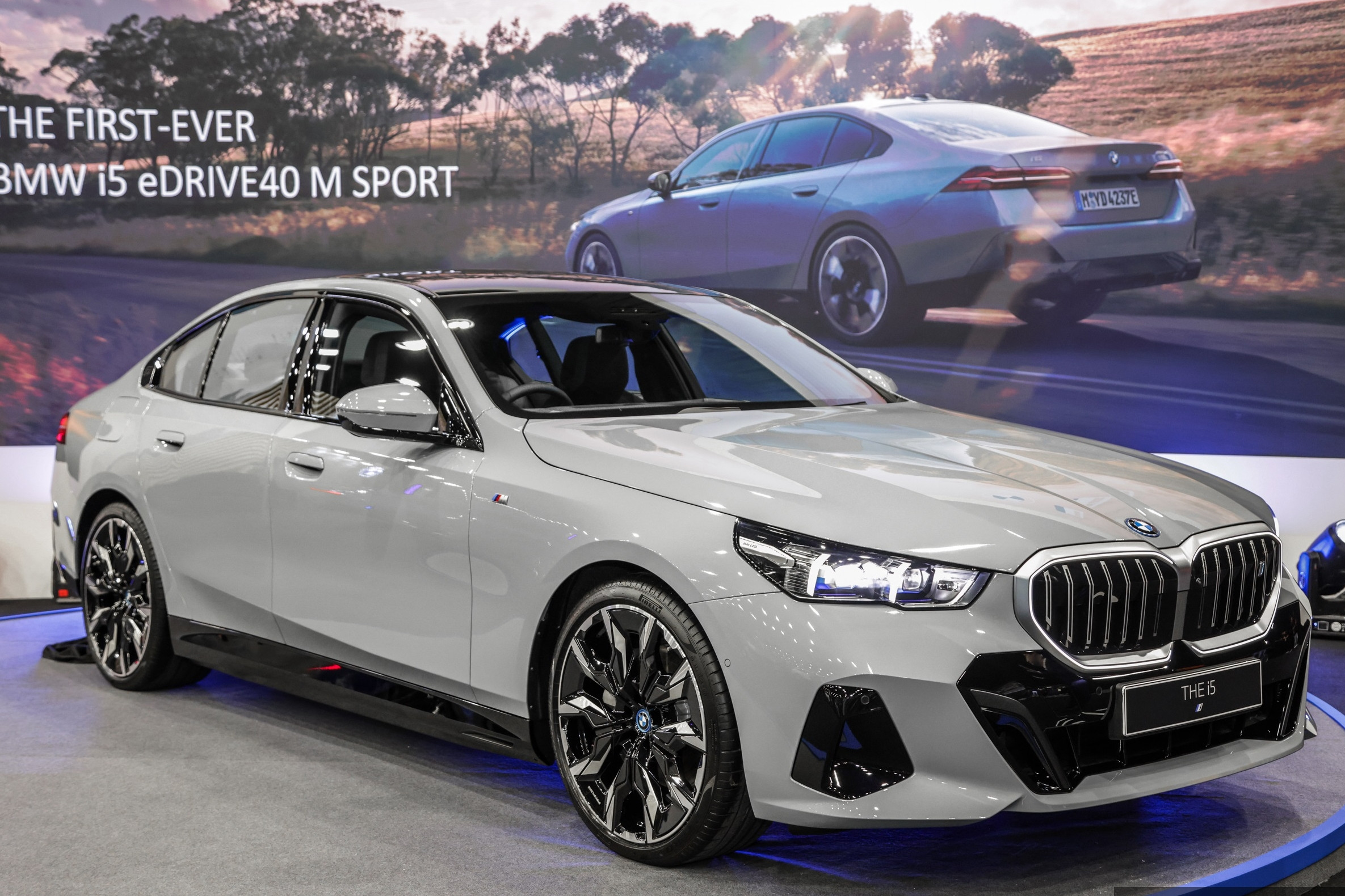 Xe điện BMW i5 2024 ra mắt tại Malaysia, nếu về Việt Nam giá có thể lên 2,5 tỷ