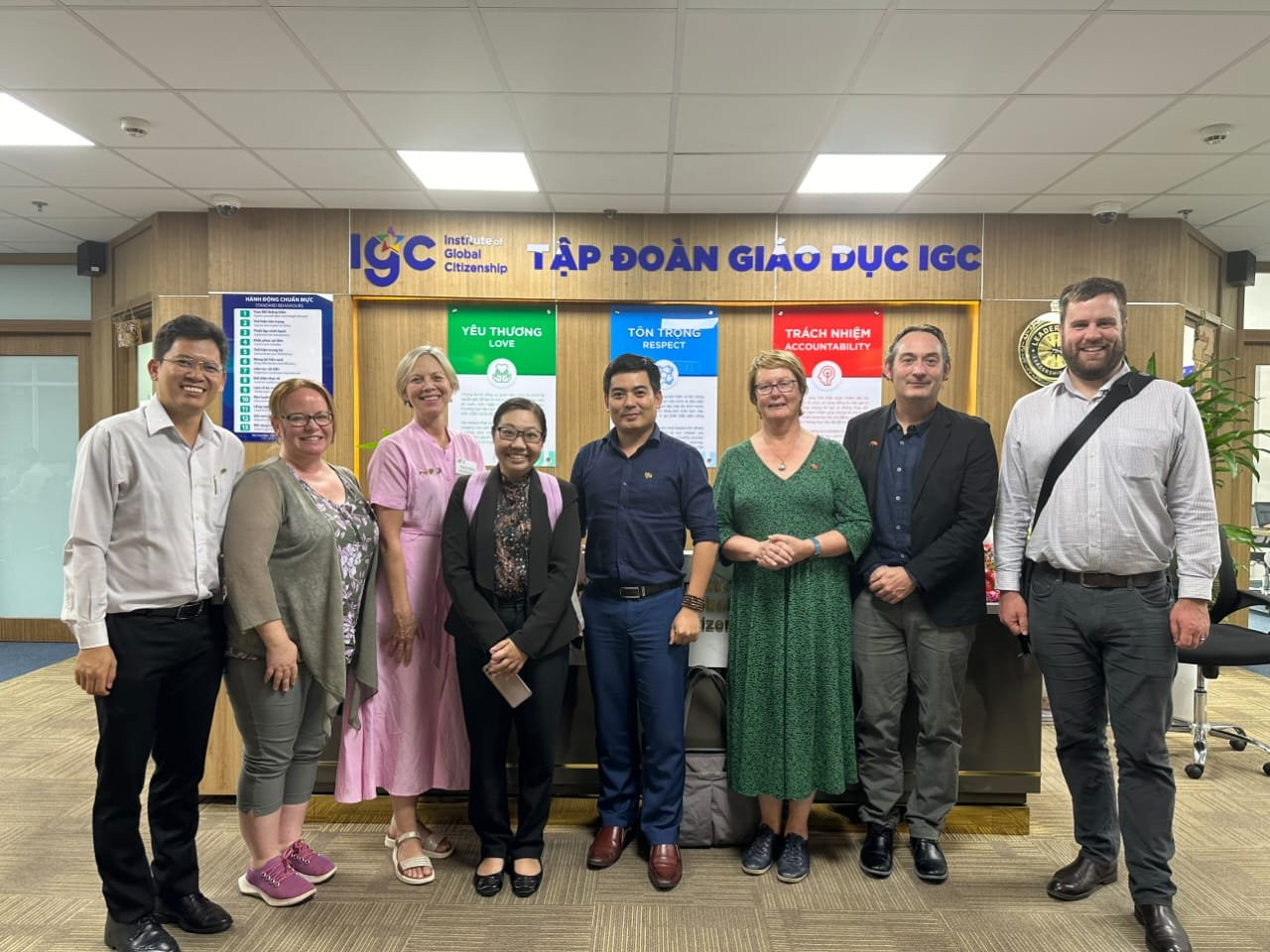 Doanh nghiệp 4.jpg