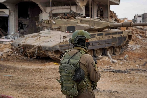 Israel và Hamas kết thúc thỏa thuận ngừng bắn, tiếp tục giao tranh ở Gaza