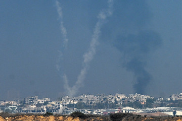 Khu vực quanh Gaza báo động tên lửa, Hamas tố Israel từ chối kéo dài ngừng bắn