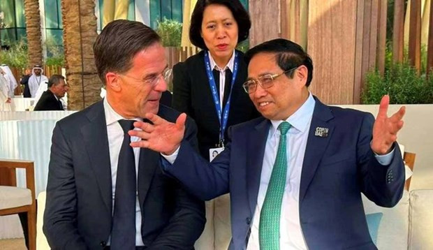 PM meets with leaders of countries, int'l organisations on sidelines of COP28 hinh anh 2