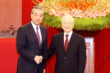Tổng Bí thư và Chủ tịch nước tiếp Bộ trưởng Ngoại giao Trung Quốc Vương Nghị