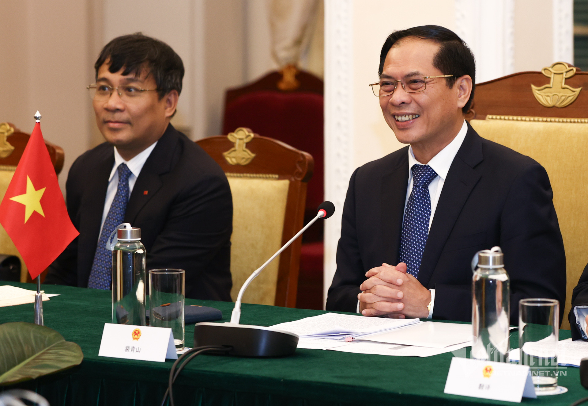 vuong nghi bui thanh son 5070.jpg