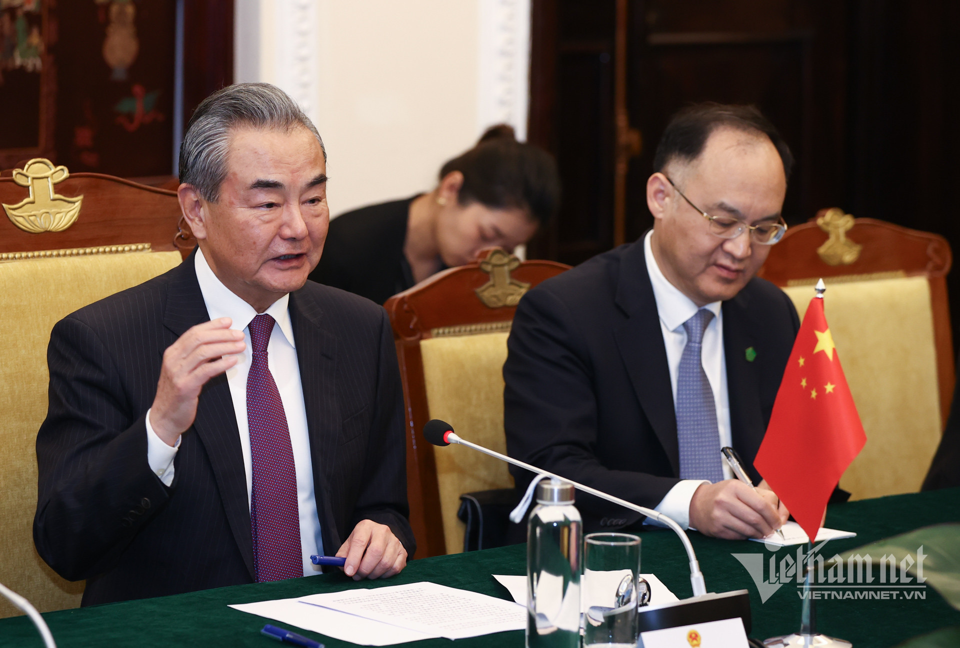 vuong nghi bui thanh son 5316.jpg