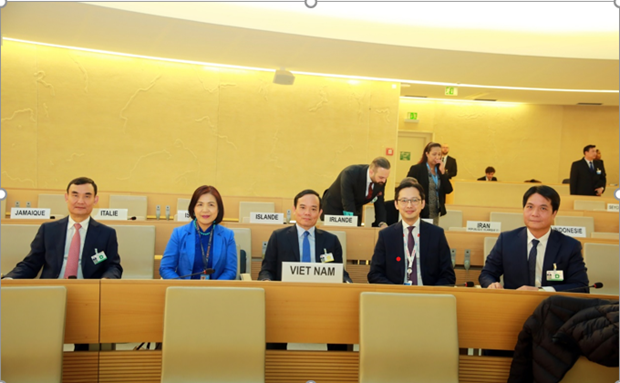 Ambassador talks about Vietnam’s hallmarks at UNHRC in 2023 hinh anh 1
