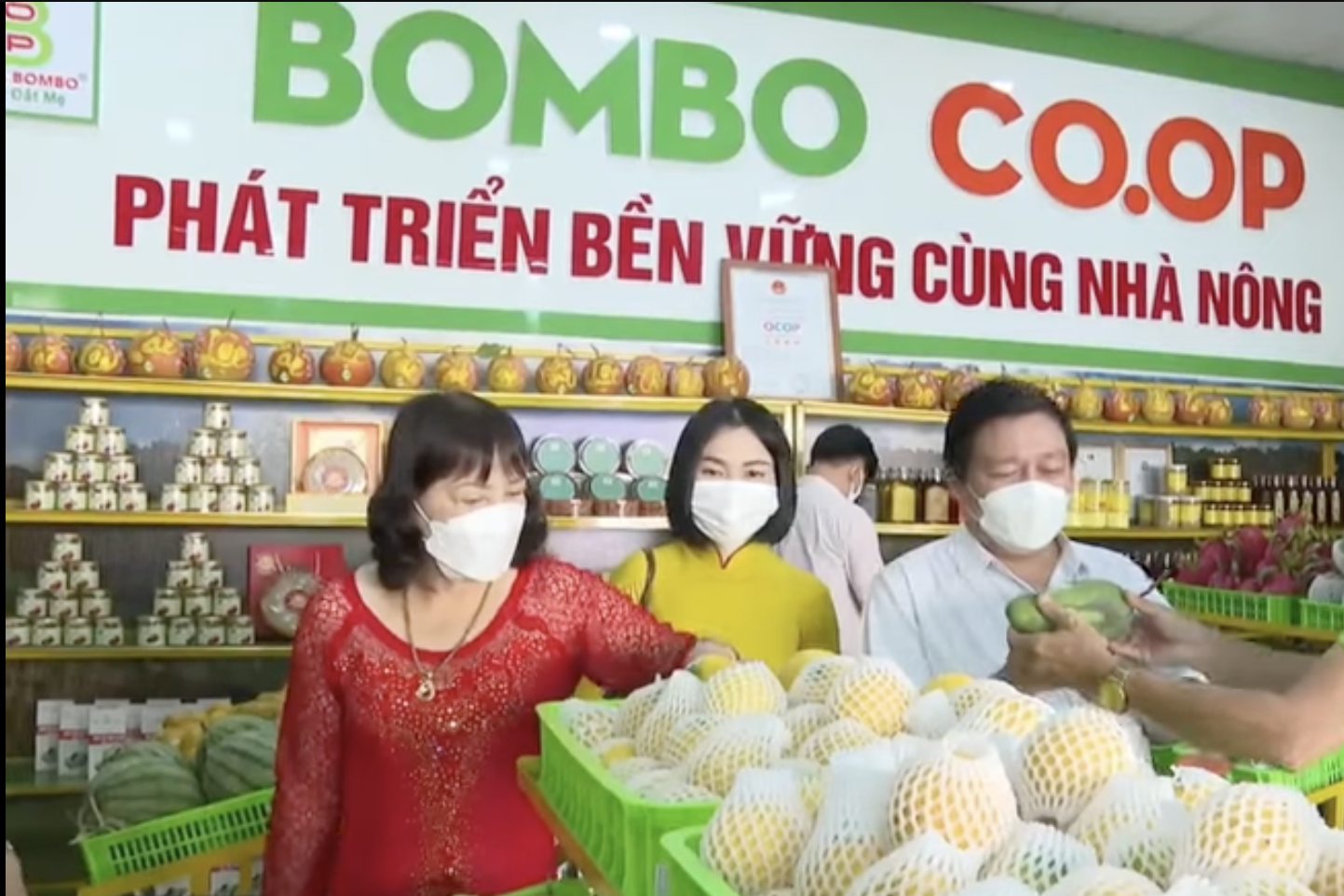 Hợp tác xã vùng cao Bom Bo tự tin tiến ra biển lớn