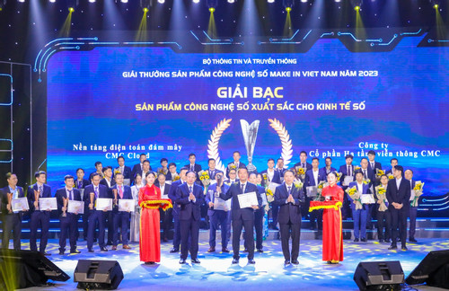 CMC Cloud nhận giải Bạc sản phẩm Make in Viet Nam xuất sắc 2023 cho kinh tế số