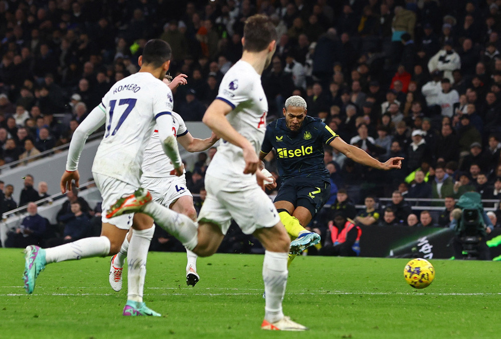 Tottenham 4-1 Newcastle.jpg