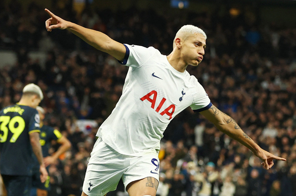 Tottenham Newcastle.jpg