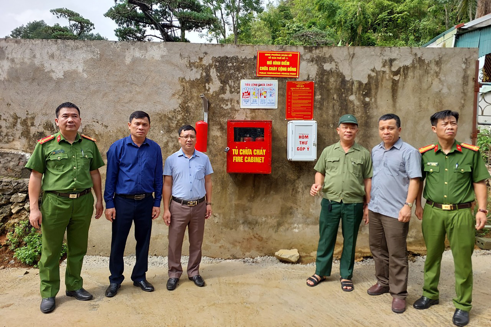 z4453268874369 654ffa845ac0393a23592c9e72dec6cf.jpg