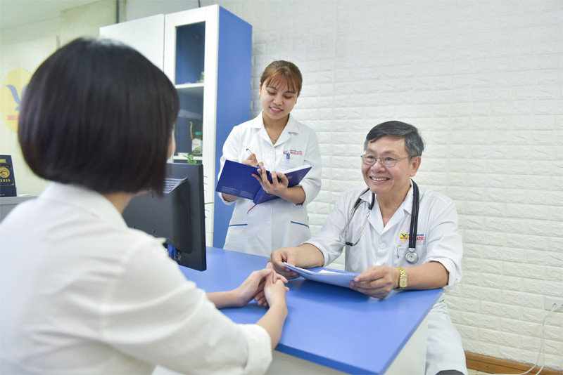 3 chuyen gia he thong y te medlatec.jpg