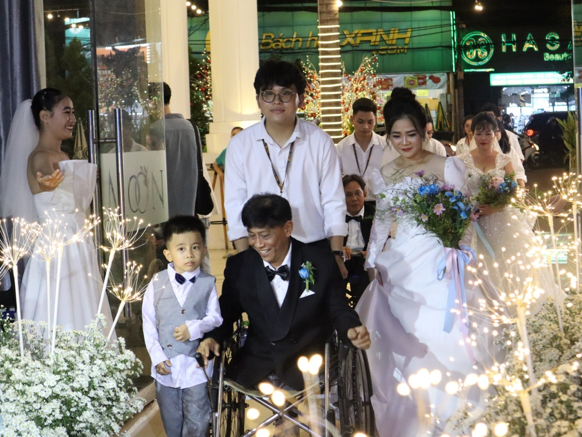 anh 4 anh thumb ban to chuc ho tro cap doi khuyet tat tien vao le duong anh thu phuong.jpg