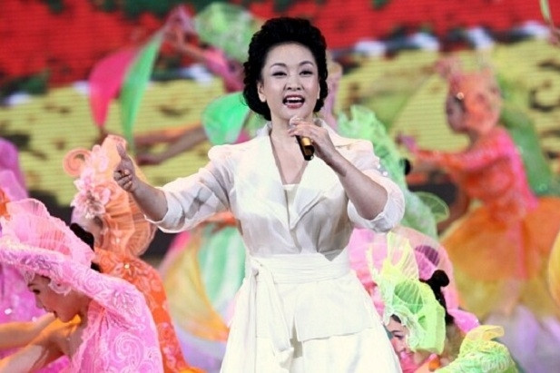 Đệ nhất phu nhân Bành Lệ Viên – biểu tượng