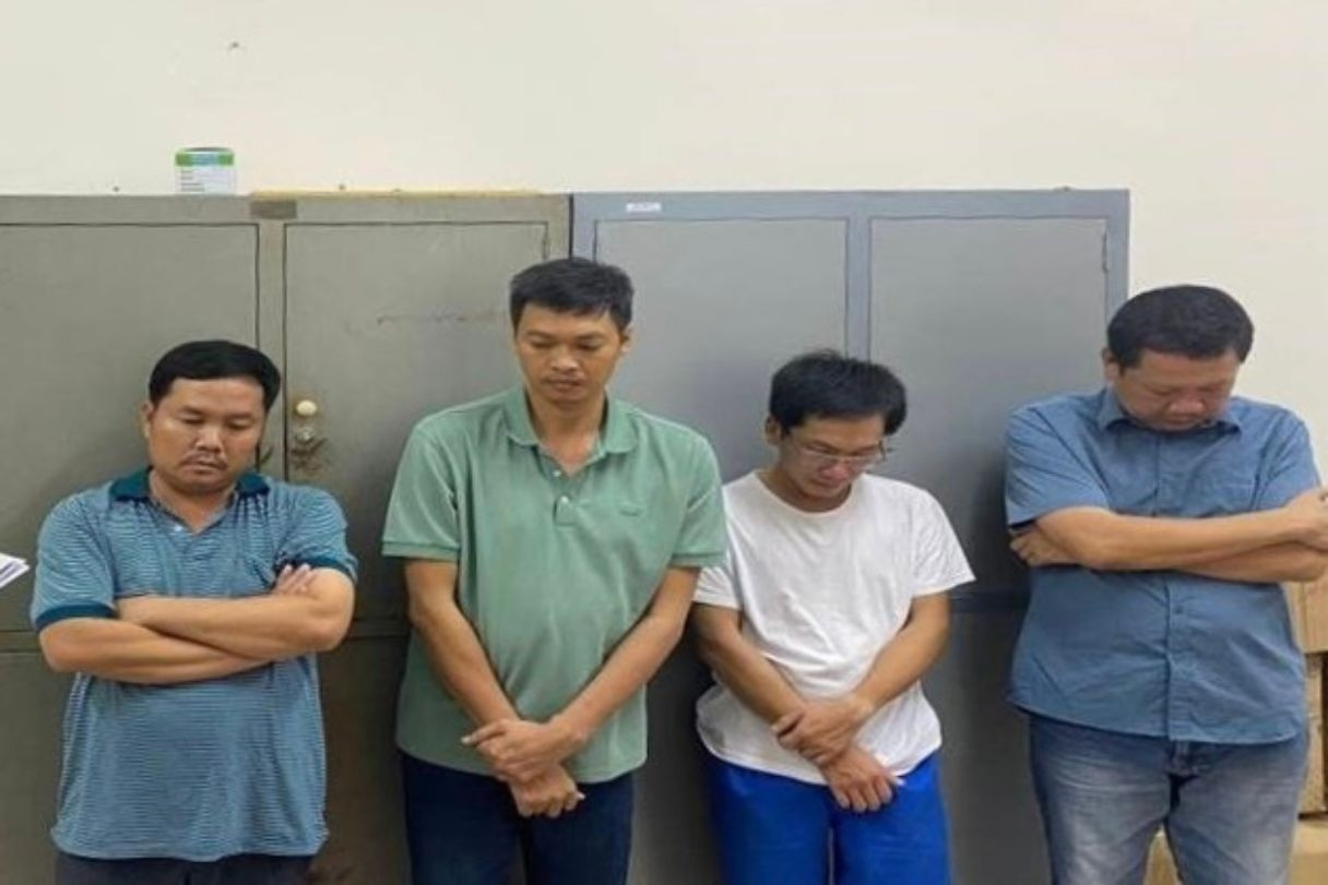 Khởi tố 4 bị can khai thác đất trái phép, thu hơn 4,7 tỷ