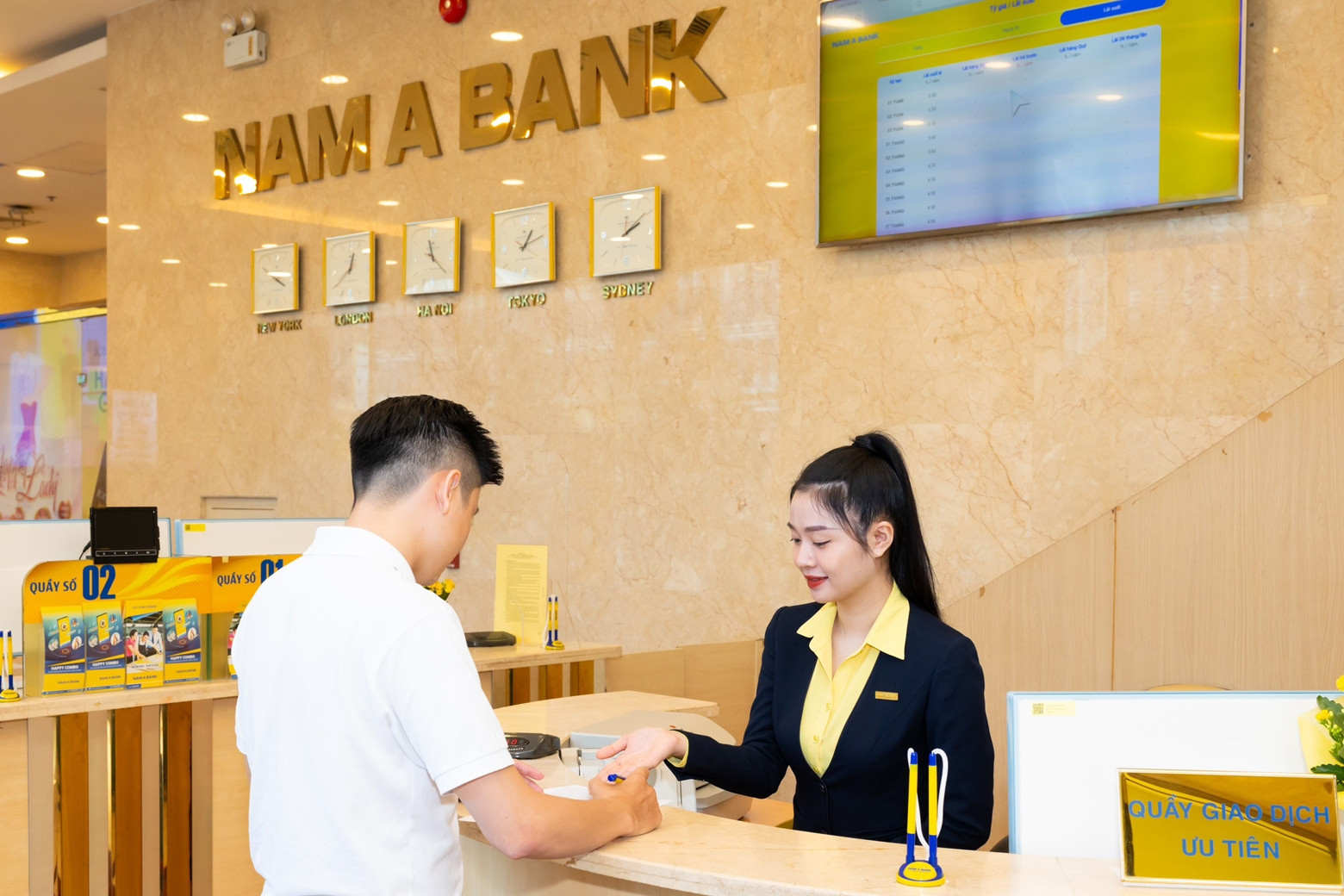 Nam A Bank tung gói vay ưu đãi, kích cầu tiêu dùng cuối năm