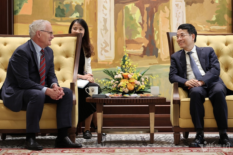 Semiconductor industry may lay foundation for VN-US relationship: Minister
