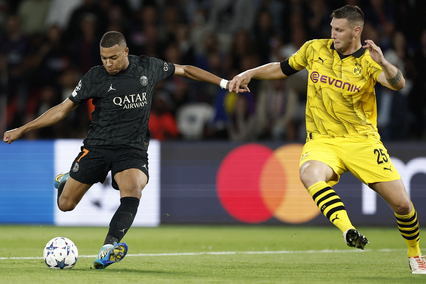 Nhận định bóng đá Dortmund vs PSG: Trông vào Mbappe