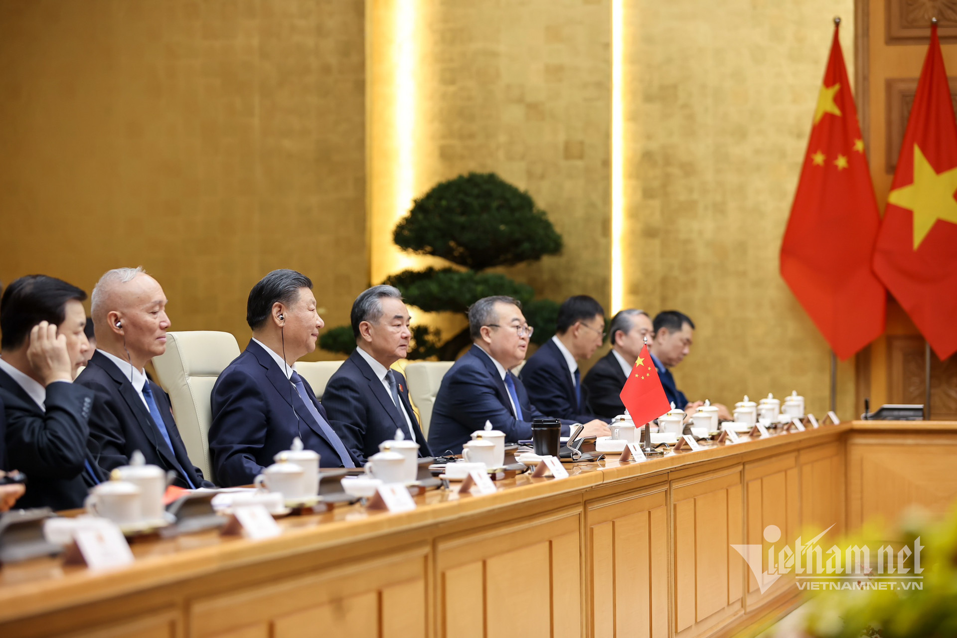 tap can binh 7.jpg