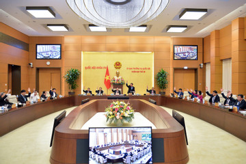 Ủy ban Thường vụ Quốc hội quyết định thành lập thị xã Việt Yên
