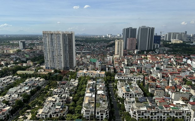 VN real estate market to surmount difficulties next year