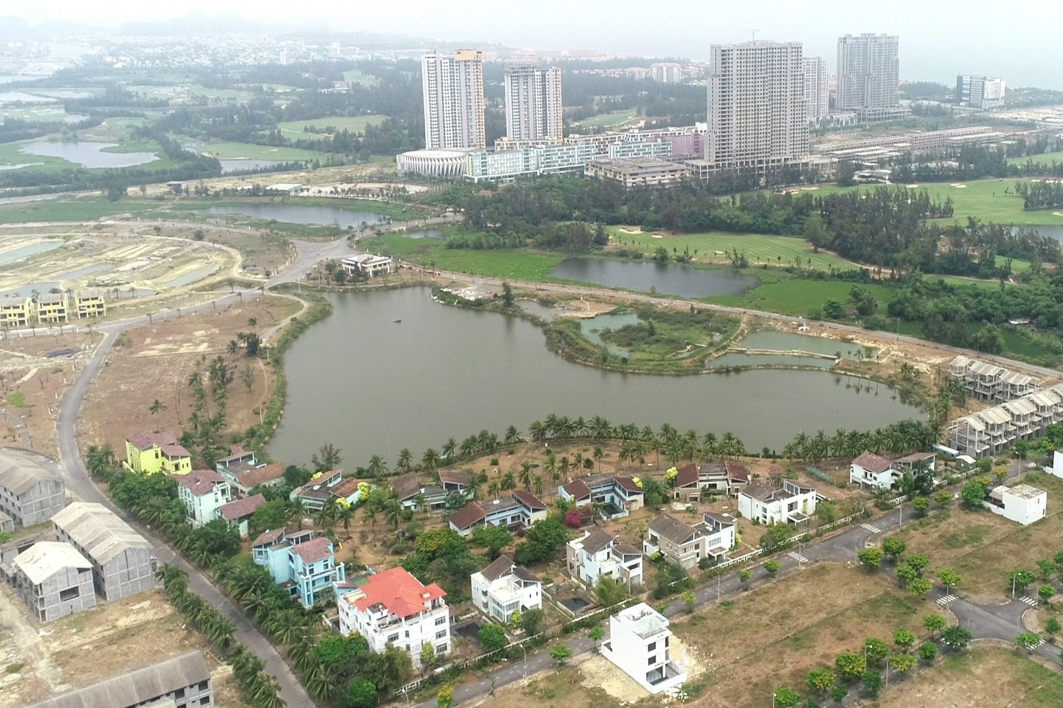 Ký gửi, ký chờ nhà đất tại phòng công chứng làm méo mó thị trường bất động sản