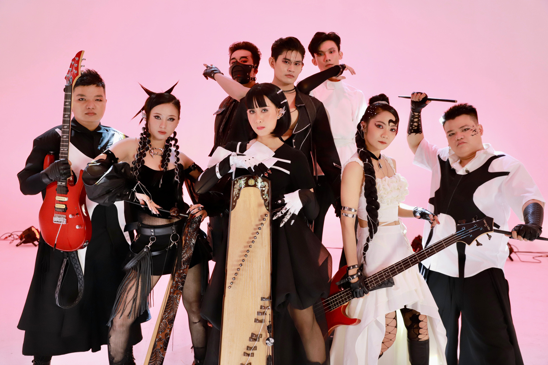 nay binh yen em tron nam toc 5.jpg