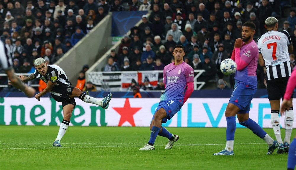 newcastle vs milan 3.jpg