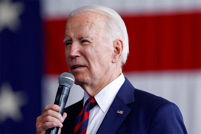 Ông Biden và con trai nói gì về quyết định điều tra luận tội của Hạ viện Mỹ?