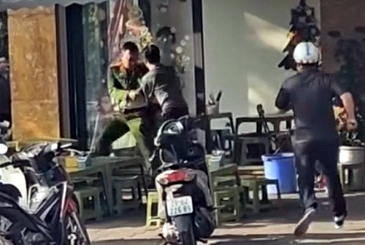 z4974898889466 a616471bf3eb9c365 1702562946072 2354 2269.jpg