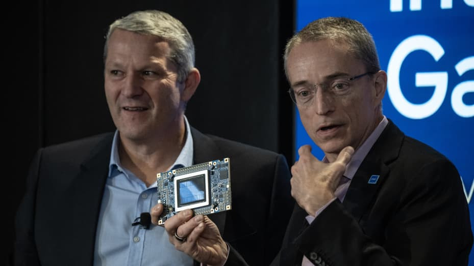 107347906 1702580981599 gettyimages 1848353105 interl ai.jpeg