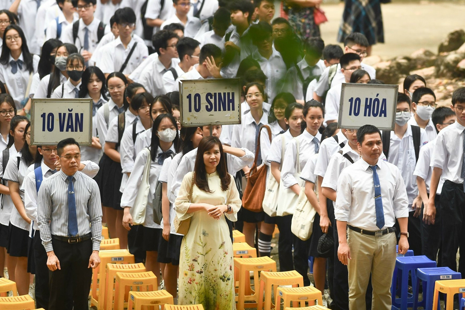 Bỏ thi thăng hạng viên chức