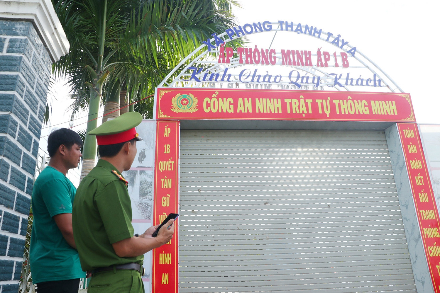 'Cổng làng thông minh' góp phần tích cực trong công tác phòng chống tội phạm