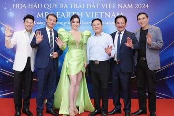 NSƯT Đỗ Kỷ, Quang Tèo ngồi ghế nóng cuộc thi hoa hậu