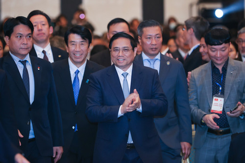 Thủ tướng đề nghị Nhật hỗ trợ Việt Nam đào tạo nguồn nhân lực chất lượng cao