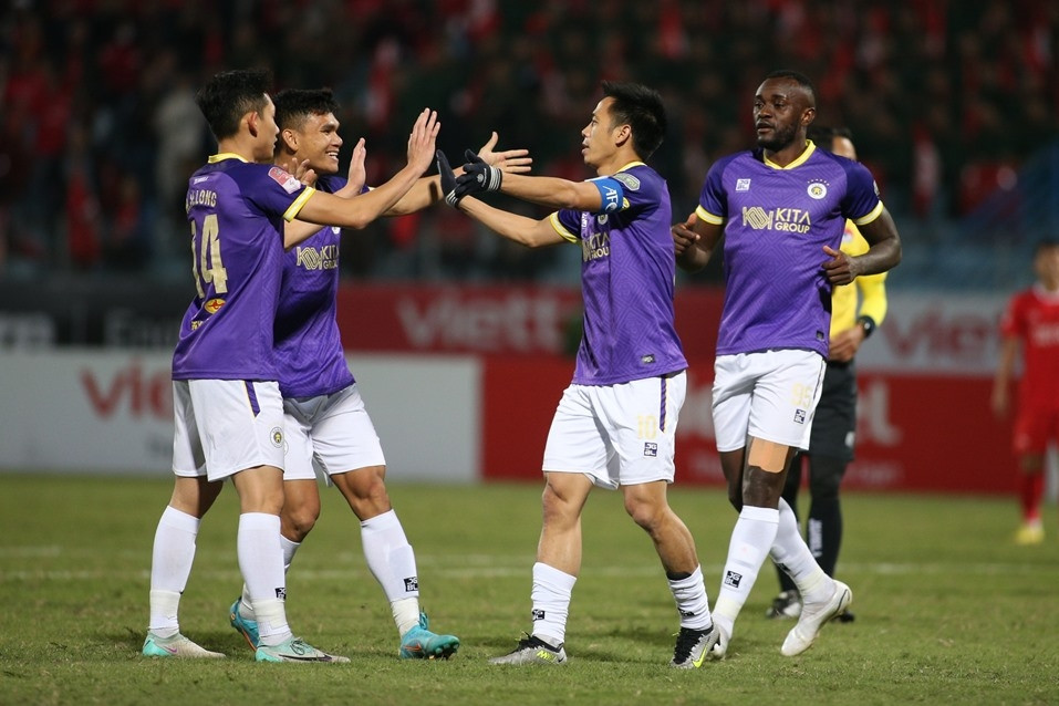 Bảng xếp hạng V-League 2023/24 vòng 6: Hà Nội FC vươn lên mạnh mẽ