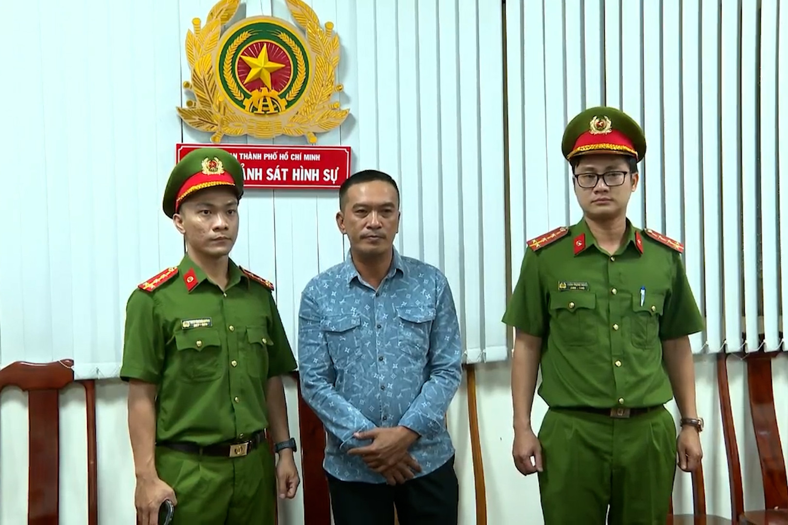 Bắt đối tượng giả công an, lừa đảo chiếm đoạt hơn 9 tỷ đồng