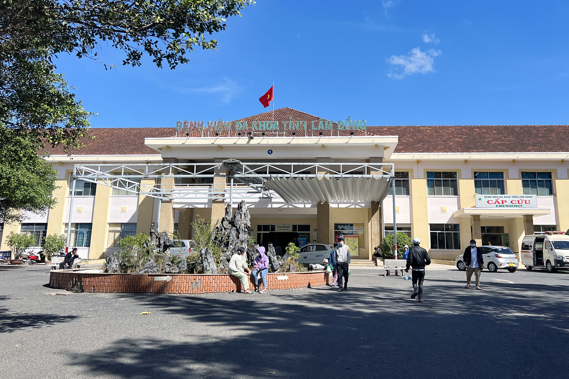 benhvienlamdong 1.jpg