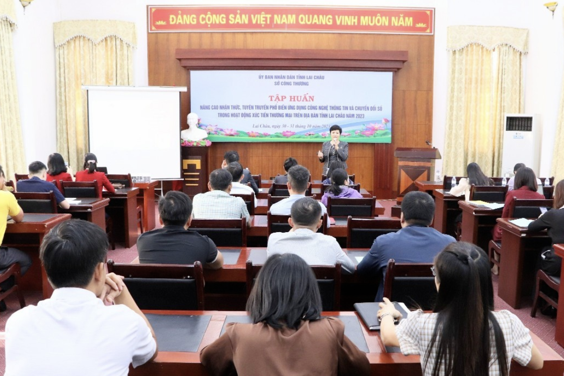 Lai Châu nâng cao nhận thức về chuyển đổi số trong xúc tiến thương mại