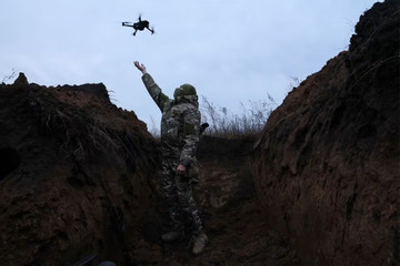 Moscow - Kiev dùng UAV tấn công nhau, Ba Lan cảnh báo EU hậu quả kết nạp Ukraine