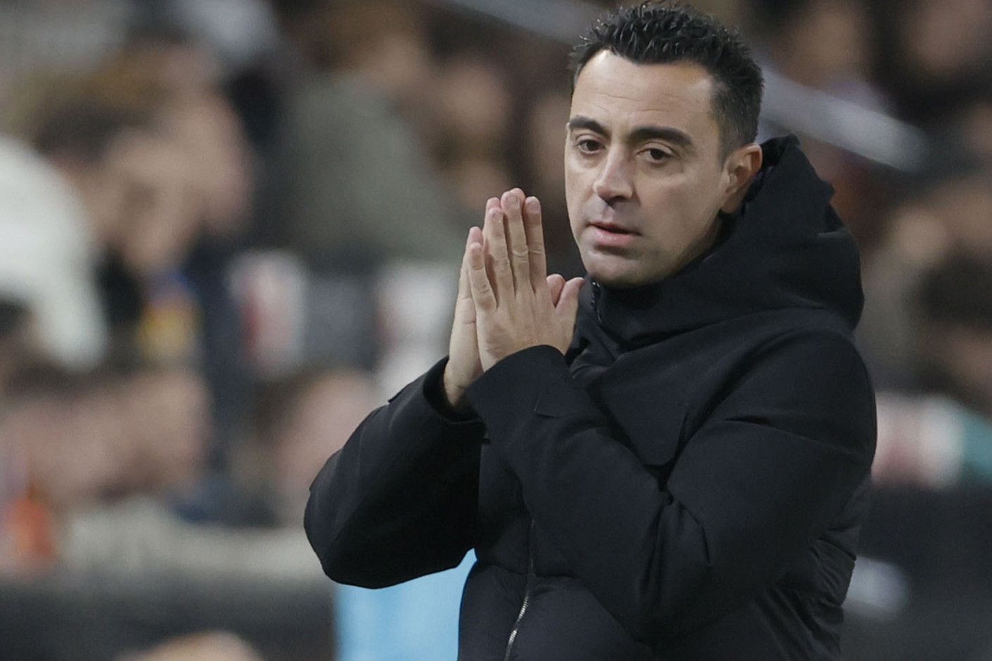 Xavi nổi giận: Barca tặng cho Valencia 2 điểm