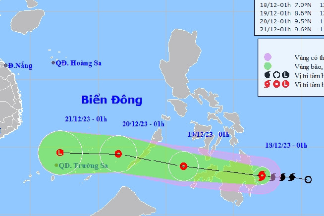 Bão Jelawat suy yếu trước khi vào Biển Đông