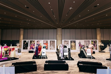 Exhibition highlighting evolution of VN fashion opens in HCM City