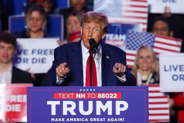Phát ngôn về người nhập cư của ông Trump gây tranh cãi dữ dội