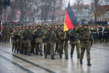 Đức điều 4.800 binh sĩ đóng quân thường trực ở quốc gia láng giềng của Nga