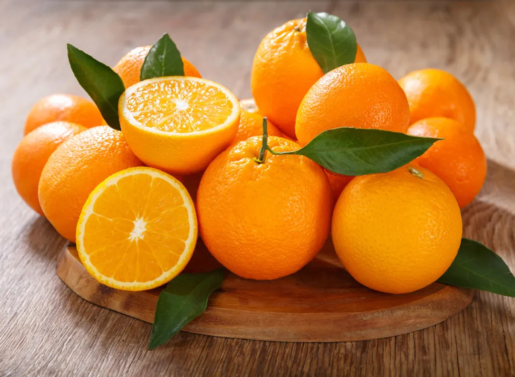 Quả cam chứa lượng lớn vitamin C tốt cho sức khỏe, hỗ trợ phòng chống ung thư