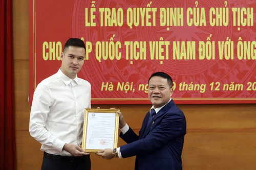 Thủ môn Filip Nguyễn chính thức nhận quốc tịch Việt Nam