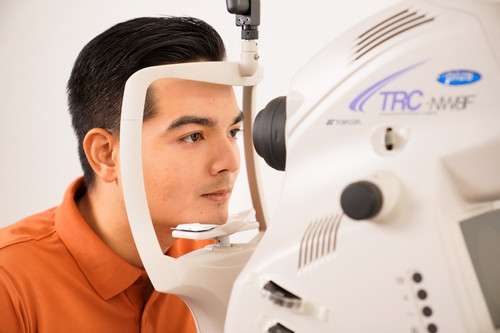 Trung tâm Y khoa Prima Sài Gòn cập nhật kỹ thuật mới điều trị bệnh về mắt