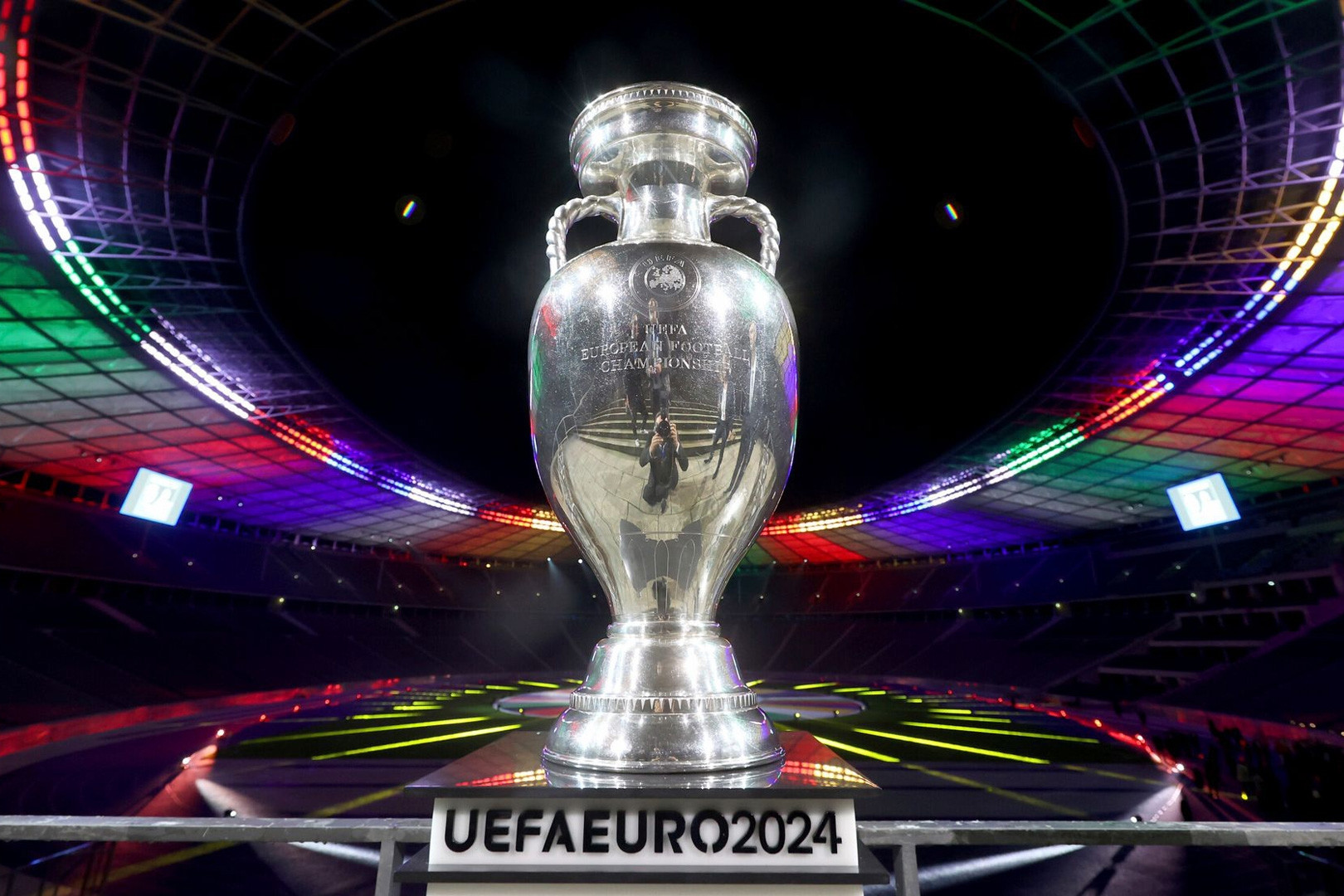 Bốc thăm EURO 2024: Chờ bảng tử thần